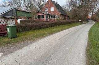 Einfamilienhaus kaufen in 25889 Witzwort, Witzwort - Sanierungsbed. Objekt mit Schuppen und 0,75 ha Grünfläche