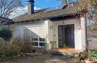 Wohnung kaufen in 76597 Loffenau, Loffenau - Provisionsfrei: Alleinstehendes Architektenhaus in Loffenau