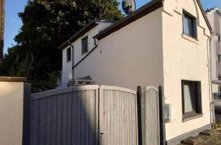 Haus kaufen in Langenackerstraße 78, 50321 Brühl, Brühl - *PREISSENKUNG - PROVISIONSFREI* Sanierungsobjekt auf 776 m² Grundstück - oder Neubau nach Wunsch