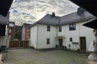 Bauernhaus kaufen in 07381 Pößneck, Pößneck - 3- Seitenhof mit großer Scheune, 4 Garagen und großem Grundstück