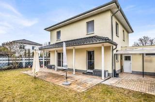 Einfamilienhaus kaufen in 12357 Berlin, Berlin - Einfamilienhaus mit Garten in ruhiger Wohnlage von Berlin-Rudow