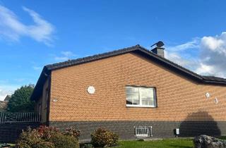 Haus kaufen in 52249 Eschweiler, Eschweiler - Freistehender Bungalow mit Garten+Garage (Aachen-Köln)