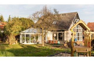 Haus kaufen in 15345 Rehfelde, Rehfelde - Mehrgenerationen 1.388 m²-Grundstück mit zwei Häusern und viel Platz für individuelle Entfaltung