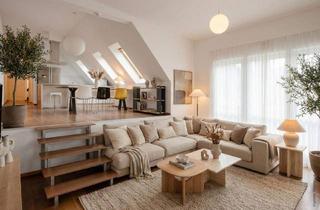 Wohnung kaufen in 10245 Berlin, Berlin - Sonnige Dachgeschosswohnung mit Stil und urbanem Flair im Herzen von Friedrichshain