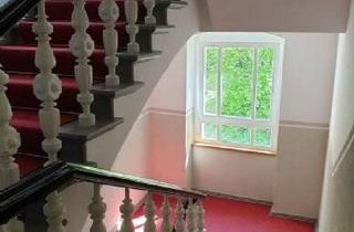 Wohnung kaufen in Mainzer Straße 21, 10247 Berlin, Berlin - vermietetes Dachgeschoss mit Balkon