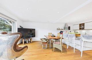 Haus kaufen in 85521 Ottobrunn, Ottobrunn - Idyllisches Zweifamilienhaus im urbanen Ottobrunn - flexibel für viele Lebenskonzepte