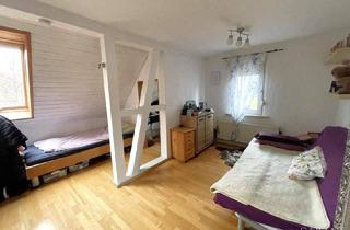 Wohnung kaufen in 71638 Ludwigsburg, Ludwigsburg - *Eine ganz besondere & charmante DG-Maisonette mit eigenen Garten*