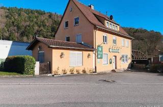 Haus kaufen in 75399 Unterreichenbach, Unterreichenbach - Attraktives Wohn- und Geschäftshaus mit großem Sonnengrundstück in zentraler Lage