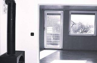 Wohnung kaufen in 73117 Wangen, Wangen - Großzügige, freistehende Wohnung mit zwei Balkonen und Blick ins Grüne!