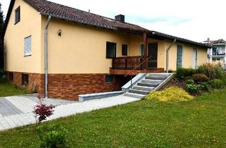 Einfamilienhaus kaufen in 92648 Vohenstrauß, Vohenstrauß - Geräumiges Einfamilienhaus mit großem Grundstück