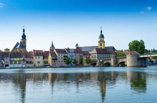 Haus kaufen in 97318 Kitzingen, Kitzingen - Altersgerechter Neubau-Bungalow - Wohnen auf einer Ebene in Kitzingens Bestlage !