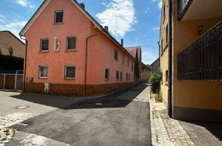 Haus kaufen in 97253 Gaukönigshofen, Gaukönigshofen - Großes Zweifamilienhaus mit Hof in Eichelsee !
