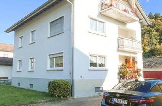 Haus kaufen in Teichmattstraße 3, 79692 Kleines Wiesental, Kleines Wiesental - Gepflegtes Idyll direkt am Dorfbach: Drei-Familien-Haus in Wieslet