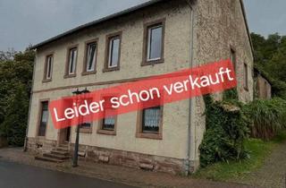 Mehrfamilienhaus kaufen in 66459 Kirkel, Kirkel - Renovierungsbedürftiges Mehrfamilienhaus in beliebter Lage