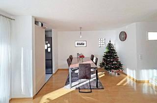 Wohnung kaufen in 73614 Schorndorf, Schorndorf - Wohlfühlen auf Anhieb: Helle und charmante 4-Zimmer-Wohnung