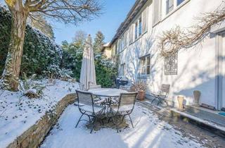 Villa kaufen in 70197 Stuttgart, Stuttgart - Sanierter Klassiker in bester Aussichtslage auf dem Hasenberg