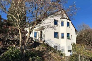 Haus kaufen in 70569 Stuttgart, Stuttgart - Schönes Zweifamilienhaus in Traumlage