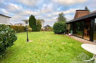 Haus kaufen in 63584 Gründau, Gründau - Frei stehendes 1-Fam-Haus mit Anlieger-Whg. auf großen und sonnigen Grundstück in ruhigem Villengebiet