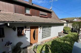 Doppelhaushälfte kaufen in 71144 Steinenbronn, Steinenbronn - Doppelhaushälfte mit Einliegerwohnung und Doppelgarage