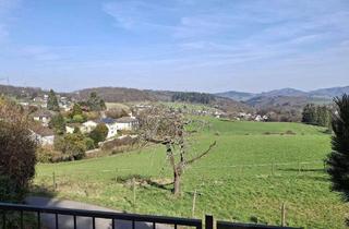 Haus kaufen in 69469 Weinheim, Weinheim - Wohnen mit einmaligen Blick auf den Odenwald!