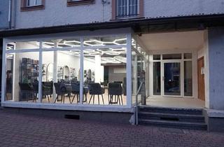 Haus kaufen in 66793 Saarwellingen, Saarwellingen - Wohn-Geschäftshaus in Saarwellingen