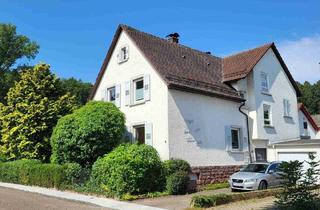 Haus kaufen in 75196 Remchingen, Remchingen - Gepflegtes Zweifamilienhaus mit sonnigem Garten und Ausbaupotential