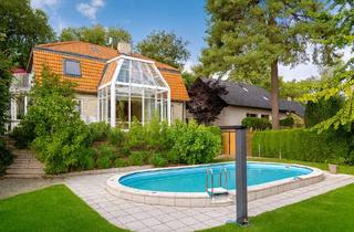 Einfamilienhaus kaufen in 16548 Glienicke, Glienicke/Nordbahn - Exklusives Einfamilienhaus mit amerikanischem Flair, Wintergartengalerie und Pool