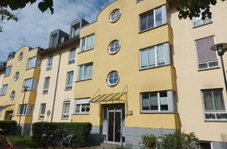 Wohnung kaufen in 16761 Hennigsdorf, Hennigsdorf - 3 Zi.-Eigentumswohnung im Erdgeschoss mit Tiefgaragenstellplatz - 686