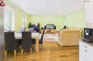 Wohnung kaufen in 63739 Aschaffenburg, Aschaffenburg - City-Familien aufgepasst: 4 Zimmer im Altbau, neuwertig saniert - Balkon & Gartennutzung in Aschaffenburg