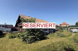 Einfamilienhaus kaufen in 88260 Argenbühl, Argenbühl - Liebhaberstück: Besonderes Einfamilienhaus mit Einliegerwohnung in Randlage mit Säntisblick