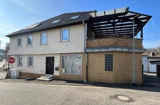 Haus kaufen in 63683 Ortenberg, Ortenberg - PROVISIONSFREI: Wohnhaus + Laden + Doppelgarage + Halle + Nebengebäude + Hof