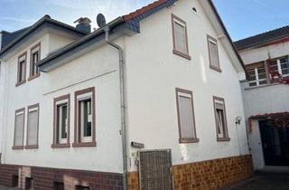 Einfamilienhaus kaufen in Max-Planck-Straße 12, 63179 Obertshausen, Obertshausen - Einfamilienhaus mit Anbau in der Ortsmitte von Obertshausen