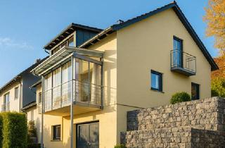 Wohnung kaufen in 88048 Friedrichshafen, Friedrichshafen - 88048 Friedrichshafen Bodensee Renovierte 4 Zimmerwohnung ca. 110 qm mit Garage Terrasse und WiesenGartenanteil