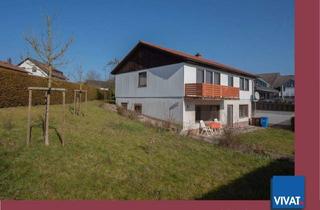 Haus kaufen in 65520 Bad Camberg, Bad Camberg - Wunderschönes Eckgrundstück mit viel Abstand. EFH mit ELW-Option und großer Garage.