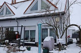 Haus kaufen in 06258 Schkopau, Schkopau - Gepflegtes Reihenendhaus mit Garten Terrasse und Stellplatz !