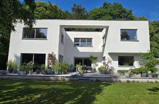 Haus kaufen in 41849 Wassenberg, Wassenberg - MeinRaum... Die Natur direkt vor der Tür! Freistehendes Komforthaus mit einem gr. Gartengrundstück, Terrassen und Doppelgarage in Wassenberg