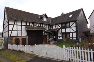 Haus kaufen in 35329 Gemünden, Gemünden - Gemünden: Modern wohnen im historischen Fachwerk - Zweifamilienhaus mit Weitblick!