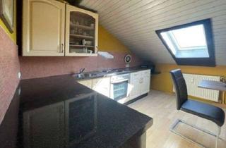 Wohnung kaufen in 93142 Maxhütte-Haidhof, Ruhige, renovierte 4-Zimmer-Eigentumswohnung mit Gartenanteil