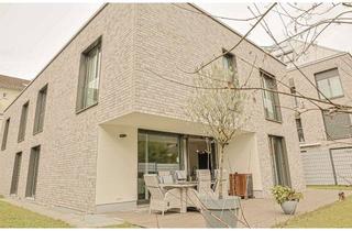 Wohnung kaufen in 74072 Heilbronn, Stilvolle Gartenwohnung mit echtem Hauscharakter in Heilbronner Kernstadt