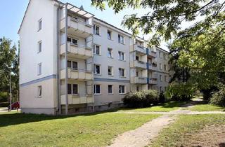 Wohnung mieten in John-Schehr-Straße, 17033 Stadtgebiet West, Alles auf kurzen Wegen erreichen!