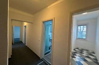 Wohnung mieten in Nitzschkaer Str. 5b, 04808 Wurzen, 4-Zimmer-Wohnung mit Einbauküche in ruhiger Lage in Wurzen