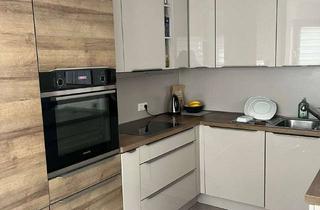 Wohnung mieten in 90763 Südstadt, 840 € - 59 m² - 2.0 Zi.Schöne helle zwei Zimmer Wohnung mit Tiefgaragenstellplatz