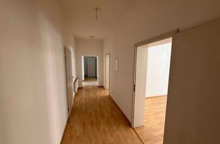 Wohnung mieten in 08056 Zwickau, Zentrumsnah! Tolle 2-Raum Wohnung mit Balkon