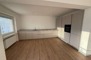 Wohnung mieten in Myliusstraße 28, 60323 Westend-Süd, Lichtdurchflutetes Wohnen mit Skylineblick und Klimaanlage