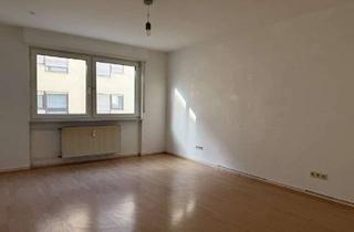 Wohnung mieten in 68161 Innenstadt, WG geeignet: 3 Zimmer - Einbauküche - Balkon - nur 50m zur Uni-Mannheim
