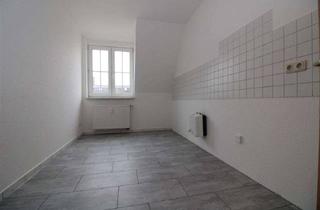 Wohnung mieten in Liebknechtstraße 52, 08523 Plauen, neu renovierte, gemütliche 2 Raum Wohnung mit Balkon
