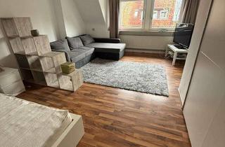 Wohnung mieten in Leimbergerstraße 12, 91052 Erlangen, Frisch renovierte Studentenwohnung für ein Paar, komplett möbliert und direkt bezugsfertig