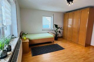 Wohnung mieten in Dorfstraße 23, 91056 Büchenbach, 1 WG Zimmer 18 m², 2er WG in Erlangen-Büchenbach, ab 1.4.2026