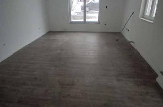 Wohnung mieten in Obere Marktstr. 37, 98646 Hildburghausen, Alles neu! 1 Zimmerwhg. mit Küche