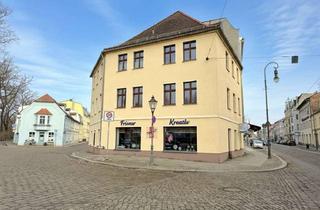 Haus kaufen in 14776 Neustadt, Historisches Wohn- und Geschäftshaus - Das Tor zur Innenstadt